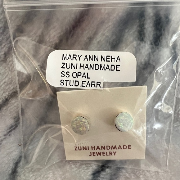 ❤️ Zuni Native Made 8mm Opal Stud Earrings by Mary Ann Neha - Picture 6 of 6